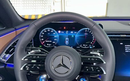 Mercedes-Benz E-Класс AMG, 2025 год, 15 900 000 рублей, 11 фотография