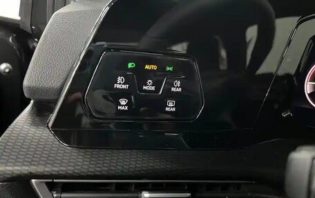Volkswagen Golf GTI, 2022 год, 2 320 000 рублей, 5 фотография