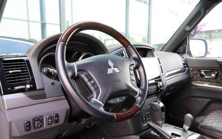 Mitsubishi Pajero IV, 2020 год, 4 400 000 рублей, 7 фотография