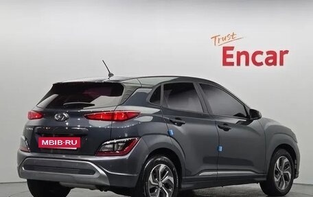 Hyundai Kona I, 2021 год, 2 100 000 рублей, 3 фотография