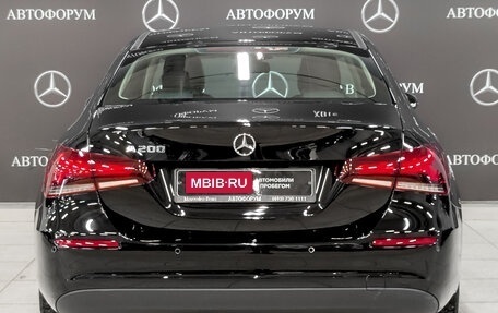 Mercedes-Benz A-Класс, 2020 год, 2 750 000 рублей, 6 фотография