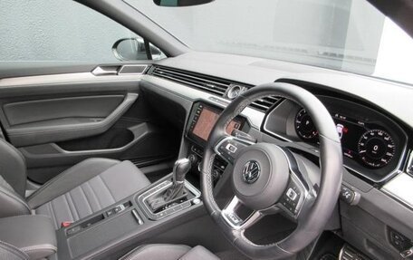 Volkswagen Passat CC, 2019 год, 2 450 000 рублей, 10 фотография