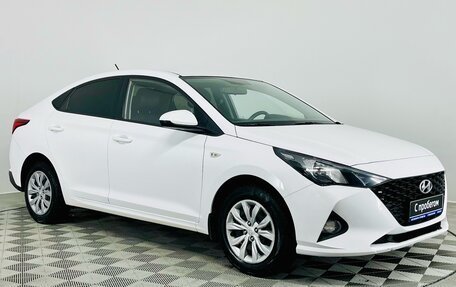 Hyundai Solaris II рестайлинг, 2021 год, 1 690 000 рублей, 4 фотография