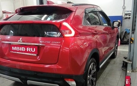 Mitsubishi Eclipse Cross, 2018 год, 2 050 000 рублей, 3 фотография