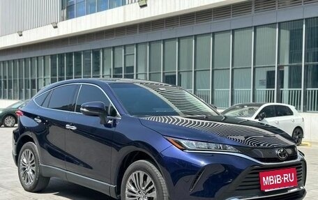 Toyota Harrier, 2022 год, 2 700 011 рублей, 3 фотография