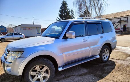 Mitsubishi Pajero IV, 2007 год, 1 490 000 рублей, 2 фотография