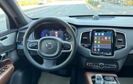 Volvo XC90 II рестайлинг, 2022 год, 5 270 000 рублей, 5 фотография