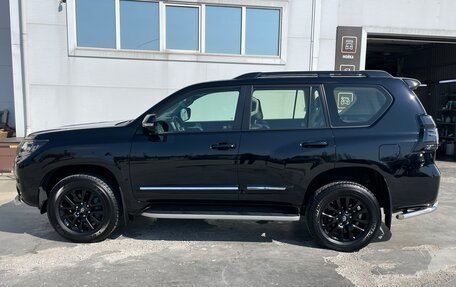Toyota Land Cruiser Prado 150 рестайлинг 2, 2020 год, 7 200 000 рублей, 5 фотография