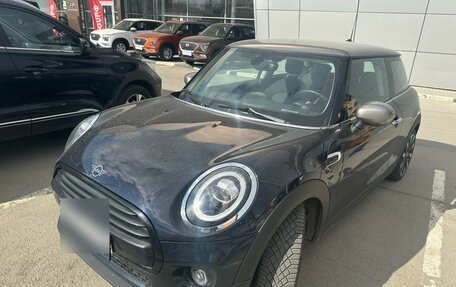 MINI Hatch, 2020 год, 2 370 000 рублей, 2 фотография