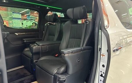 Toyota Alphard III, 2020 год, 9 280 000 рублей, 13 фотография