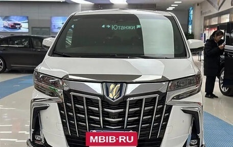 Toyota Alphard III, 2020 год, 9 280 000 рублей, 2 фотография