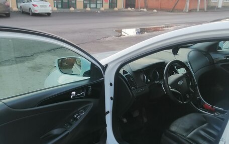 Hyundai Sonata VI, 2012 год, 1 350 000 рублей, 6 фотография