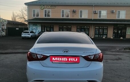 Hyundai Sonata VI, 2012 год, 1 350 000 рублей, 5 фотография