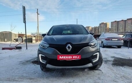 Renault Kaptur I рестайлинг, 2019 год, 1 600 000 рублей, 2 фотография