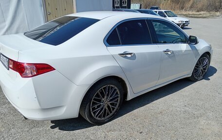 Honda Accord VIII рестайлинг, 2012 год, 1 650 000 рублей, 8 фотография