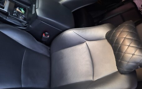Toyota Land Cruiser Prado 150 рестайлинг 2, 2014 год, 4 400 000 рублей, 1 фотография