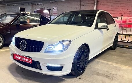 Mercedes-Benz C-Класс, 2011 год, 2 550 000 рублей, 1 фотография