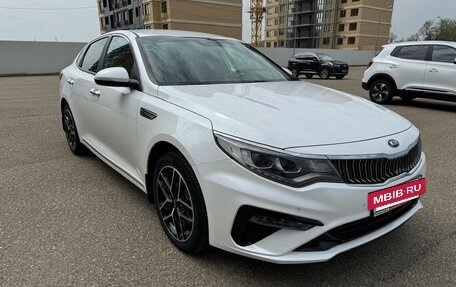 KIA Optima IV, 2019 год, 1 540 000 рублей, 2 фотография