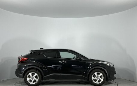 Toyota C-HR I рестайлинг, 2019 год, 2 110 000 рублей, 4 фотография
