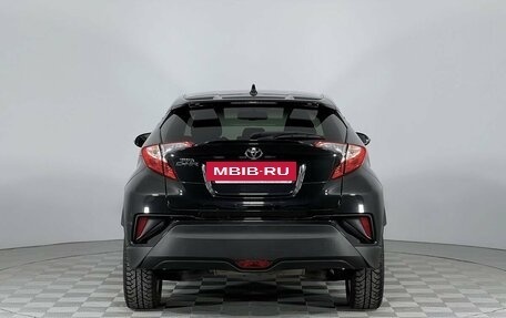 Toyota C-HR I рестайлинг, 2019 год, 2 110 000 рублей, 6 фотография