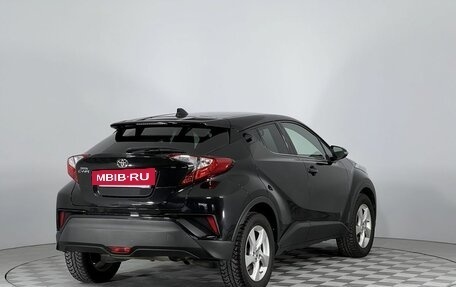 Toyota C-HR I рестайлинг, 2019 год, 2 110 000 рублей, 5 фотография