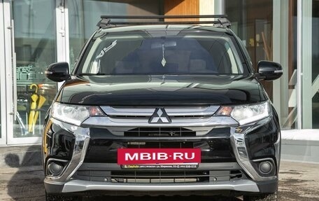 Mitsubishi Outlander III рестайлинг 3, 2015 год, 1 698 000 рублей, 3 фотография