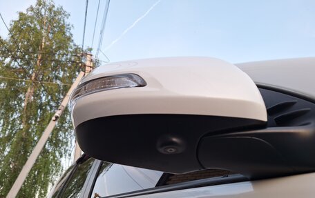 Toyota Land Cruiser Prado 150 рестайлинг 2, 2014 год, 4 400 000 рублей, 16 фотография