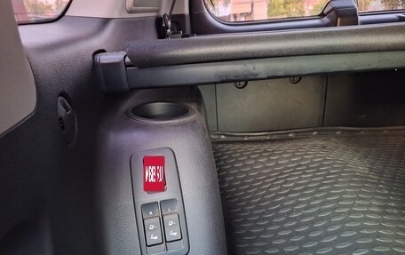 Toyota Land Cruiser Prado 150 рестайлинг 2, 2014 год, 4 400 000 рублей, 17 фотография