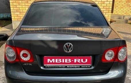 Volkswagen Jetta VI, 2010 год, 950 000 рублей, 4 фотография
