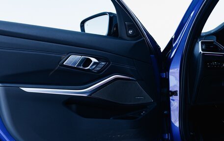 BMW 3 серия, 2020 год, 3 800 000 рублей, 17 фотография