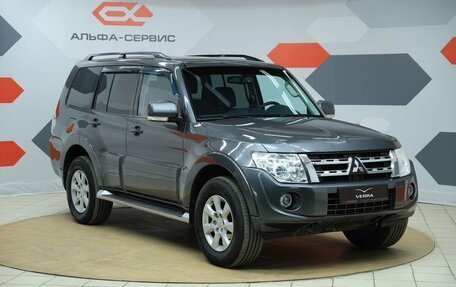 Mitsubishi Pajero IV, 2013 год, 2 190 000 рублей, 3 фотография