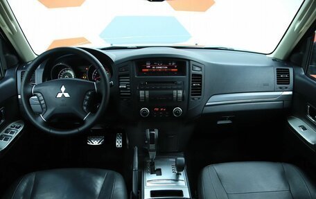 Mitsubishi Pajero IV, 2013 год, 2 190 000 рублей, 14 фотография