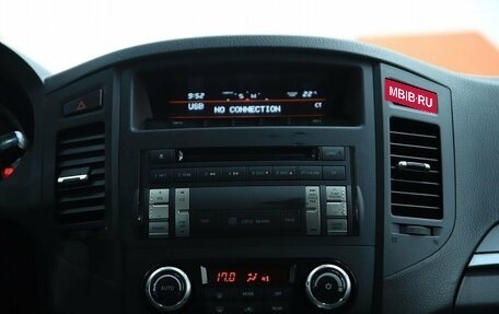 Mitsubishi Pajero IV, 2013 год, 2 190 000 рублей, 16 фотография