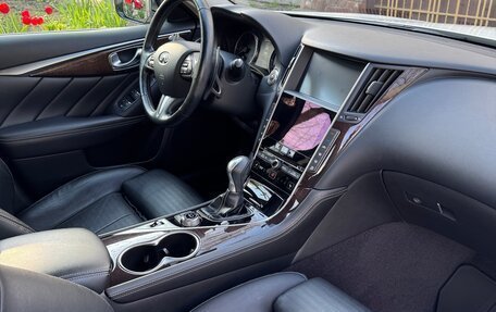 Infiniti Q50 I рестайлинг, 2014 год, 2 400 000 рублей, 8 фотография