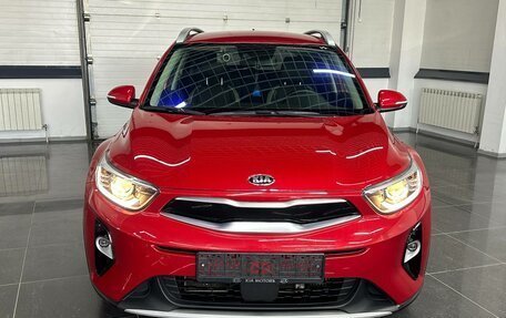 KIA Stonic, 2019 год, 1 740 000 рублей, 2 фотография