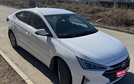 Hyundai Elantra VI рестайлинг, 2019 год, 1 650 000 рублей, 5 фотография
