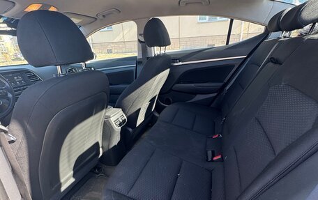 Hyundai Elantra VI рестайлинг, 2019 год, 1 650 000 рублей, 11 фотография