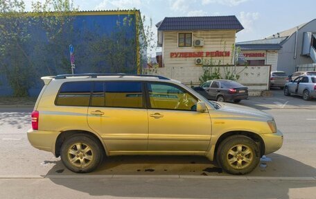 Toyota Highlander III, 2001 год, 810 000 рублей, 2 фотография