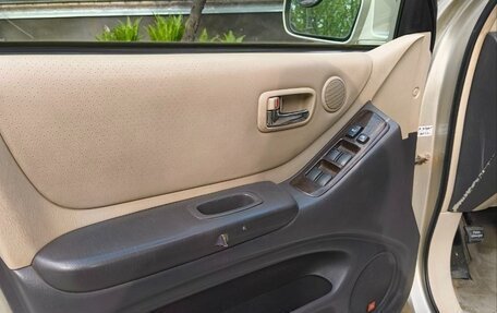 Toyota Highlander III, 2001 год, 810 000 рублей, 14 фотография