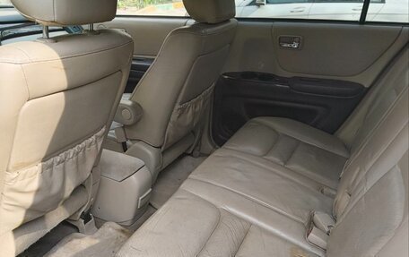 Toyota Highlander III, 2001 год, 810 000 рублей, 19 фотография