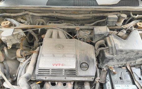 Toyota Highlander III, 2001 год, 810 000 рублей, 25 фотография