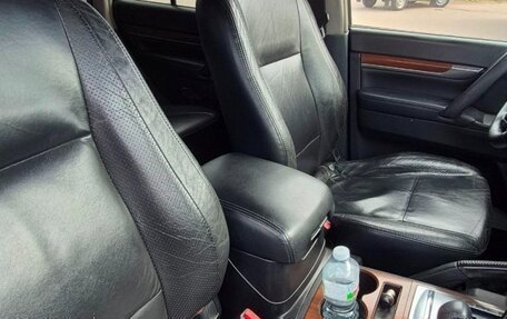 Mitsubishi Pajero IV, 2008 год, 1 570 000 рублей, 14 фотография
