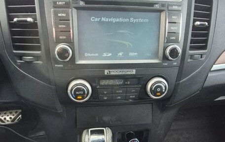 Mitsubishi Pajero IV, 2008 год, 1 570 000 рублей, 15 фотография