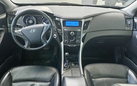 Hyundai Sonata VI, 2011 год, 1 138 000 рублей, 15 фотография