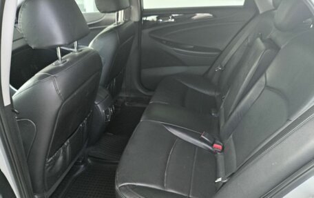 Hyundai Sonata VI, 2011 год, 1 138 000 рублей, 16 фотография