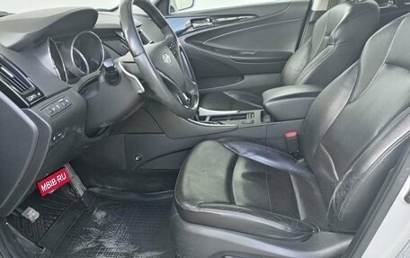 Hyundai Sonata VI, 2011 год, 1 138 000 рублей, 10 фотография