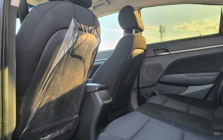 Hyundai Elantra VI рестайлинг, 2017 год, 1 410 000 рублей, 10 фотография