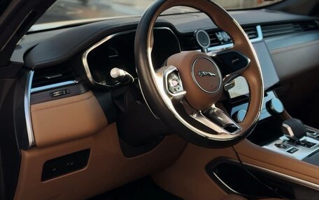 Jaguar F-Pace, 2021 год, 5 300 000 рублей, 12 фотография