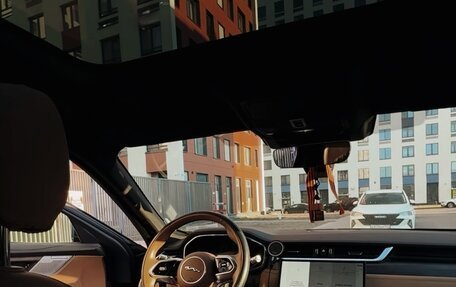 Jaguar F-Pace, 2021 год, 5 300 000 рублей, 14 фотография