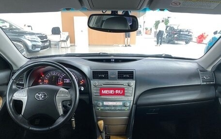 Toyota Camry, 2006 год, 1 099 000 рублей, 18 фотография